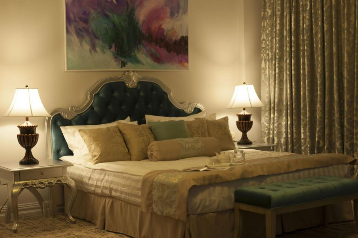 Bristol Central Park Hotel