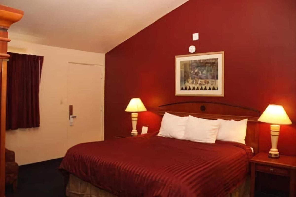 Budget Inn