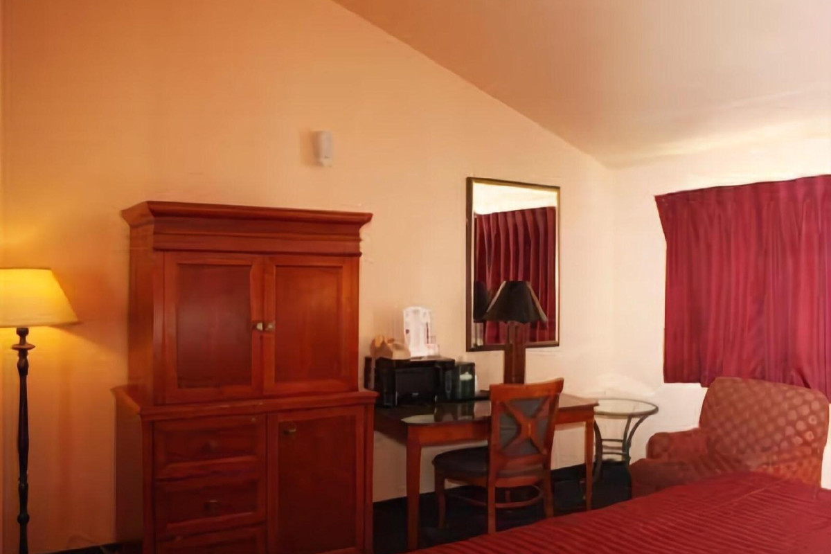 Budget Inn