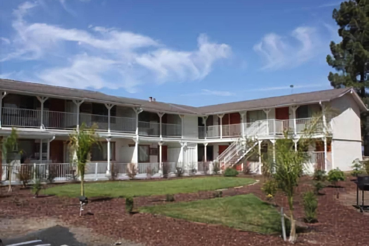 Budget Inn