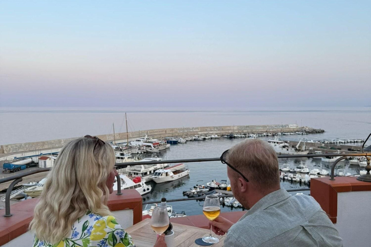 Bue Marino Hotel & Rooftop Bar