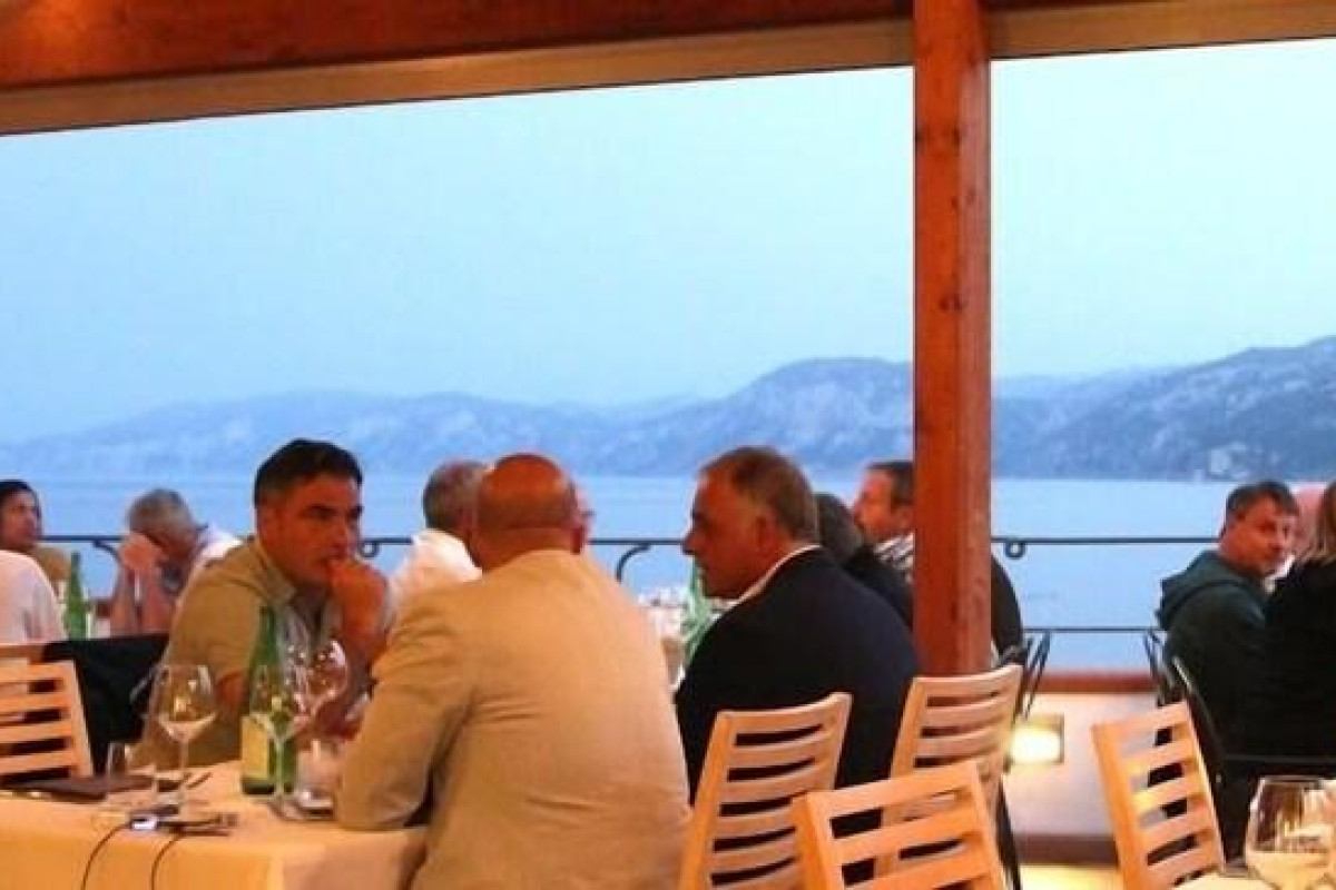 Bue Marino Hotel & Rooftop Bar