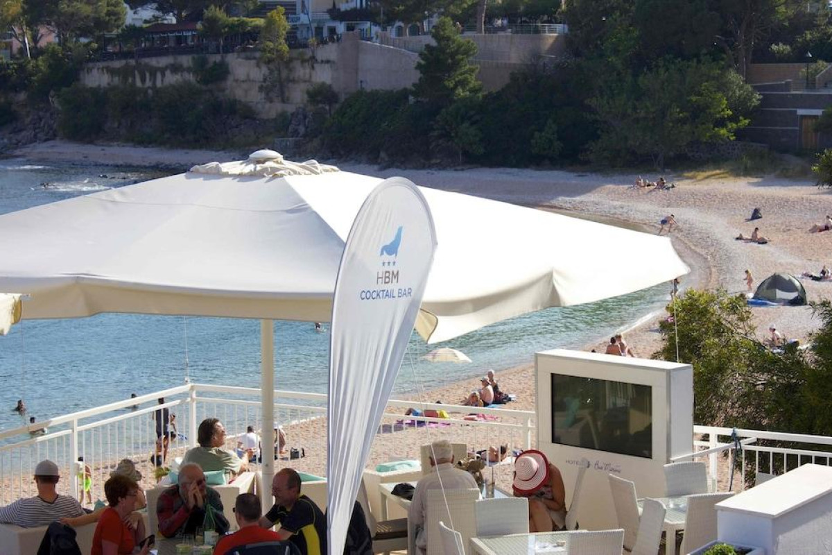 Bue Marino Hotel & Rooftop Bar