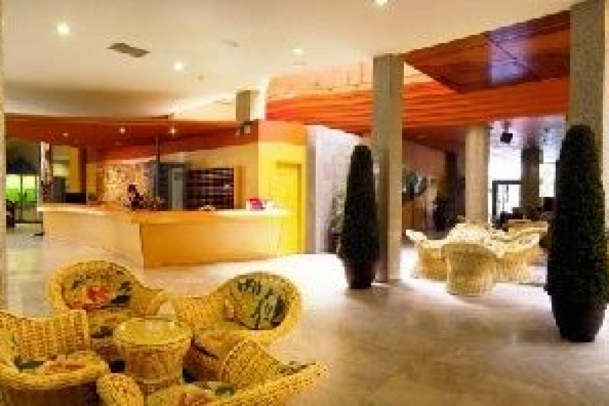 BULL ESCORIAL  SPA