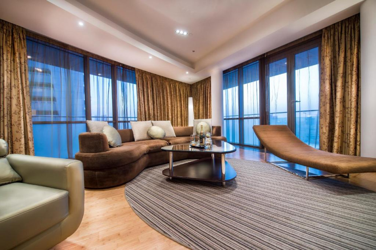 BurJuman Arjaan by Rotana