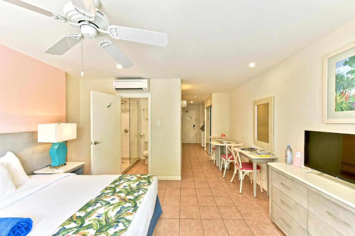 Butterfly Beach Hotel