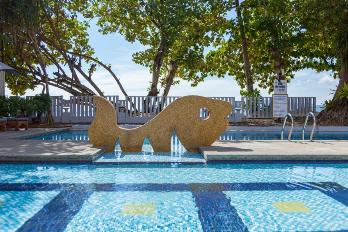 Hotel By The Sea
