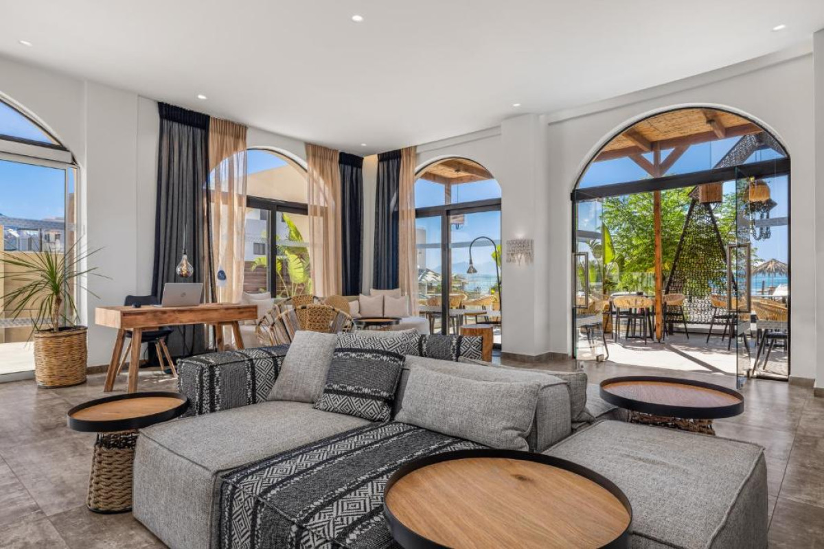 CABANA BLU HOTEL  SUITES