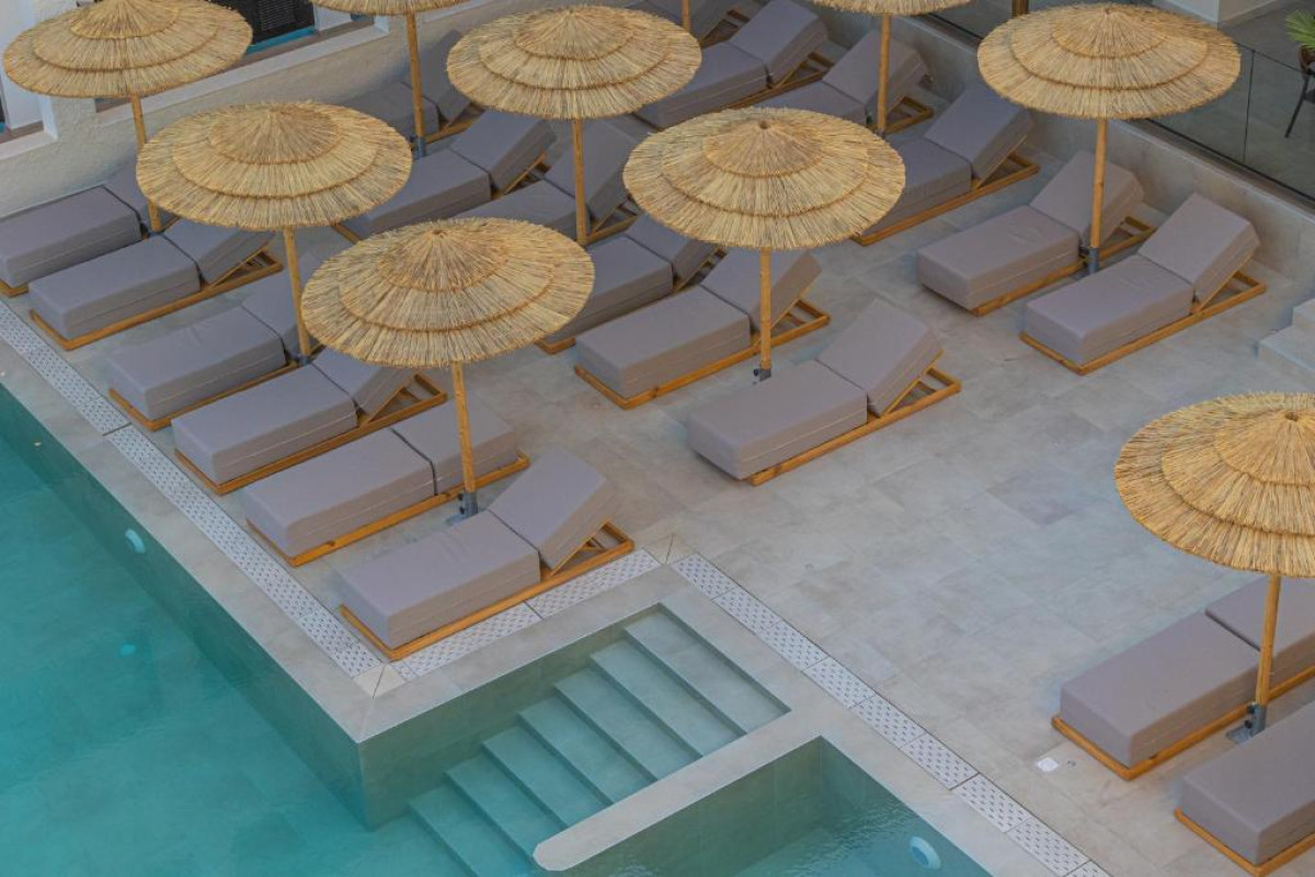 CABANA BLU HOTEL  SUITES