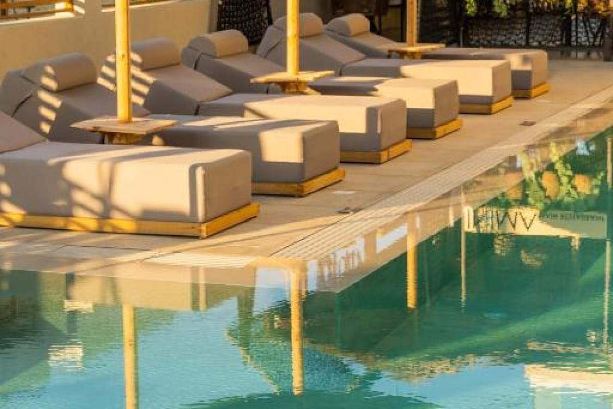 CABANA BLU HOTEL  SUITES