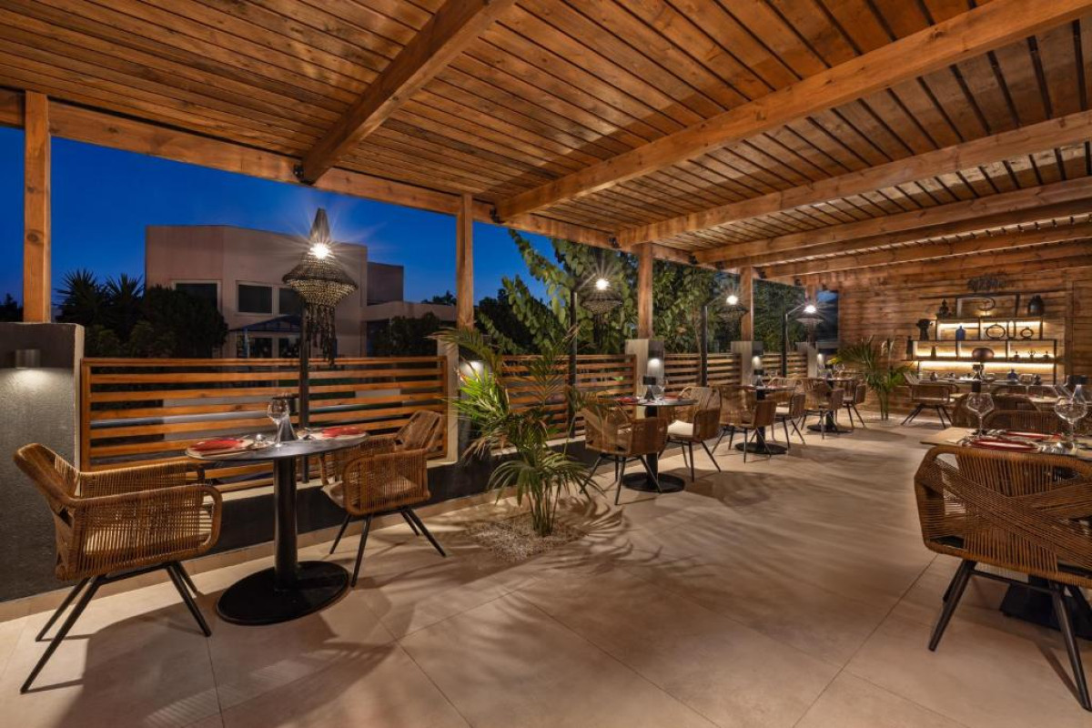 CABANA BLU HOTEL  SUITES