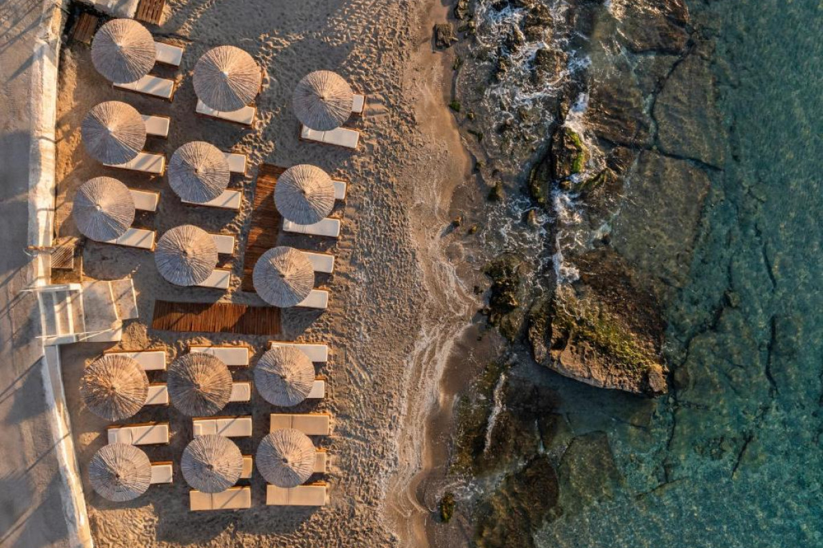CABANA BLU HOTEL  SUITES