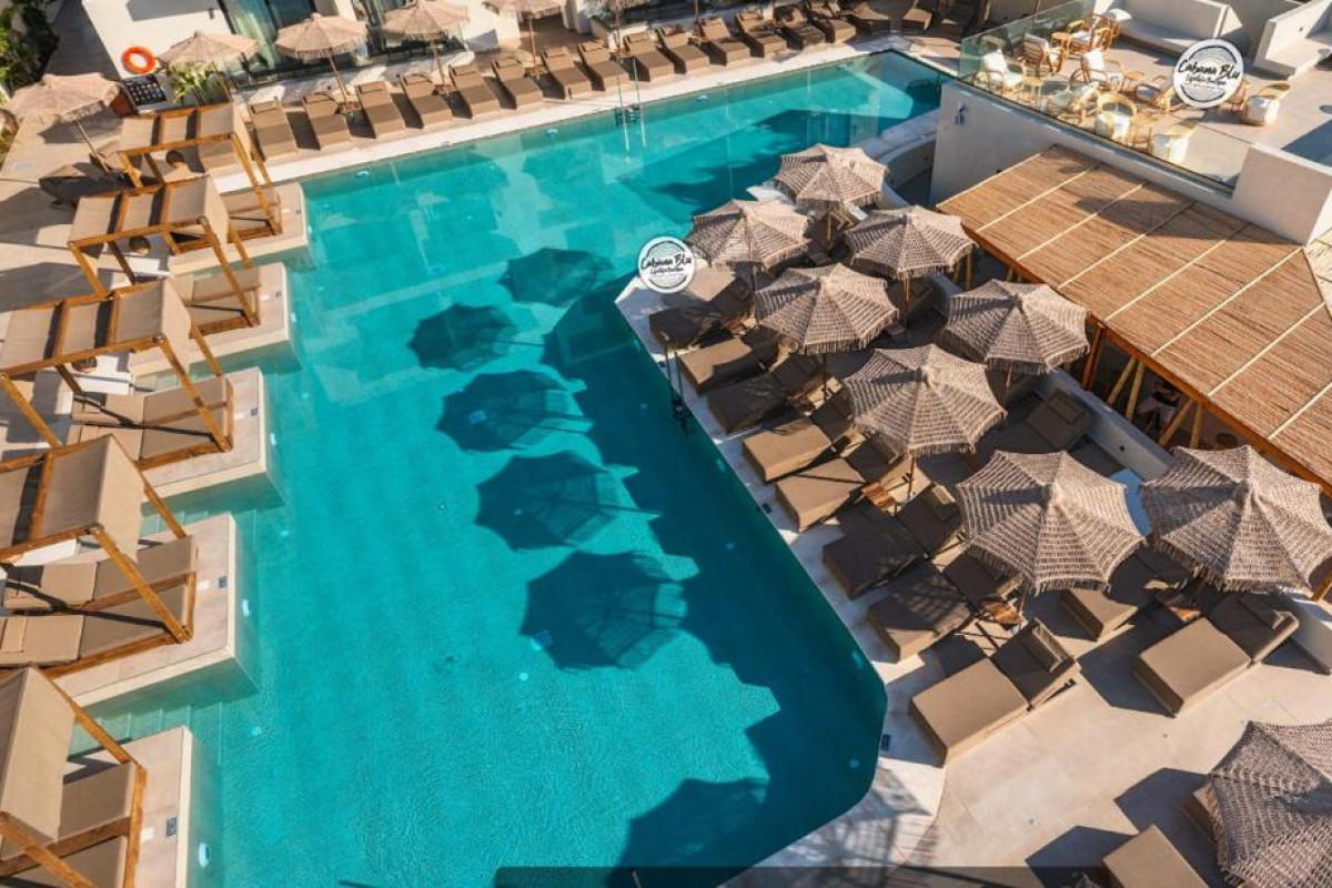 Cabana White Boutique Hotel & Suites