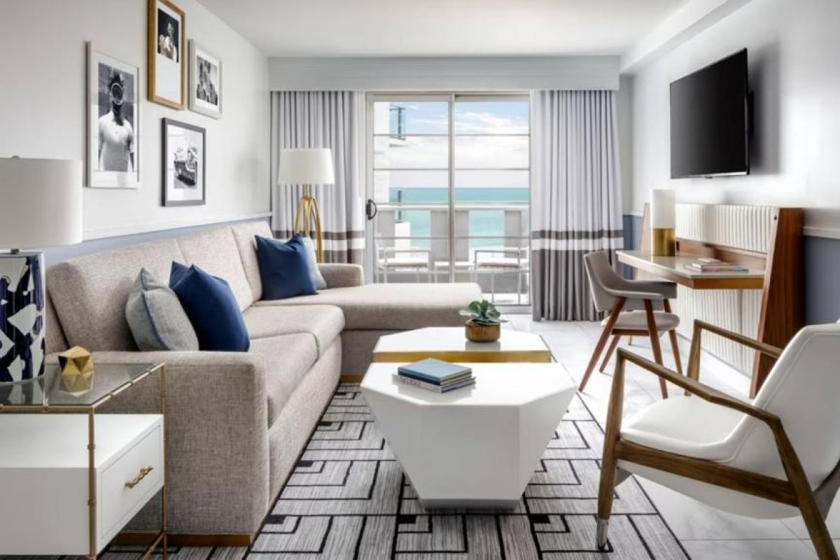 Cadillac Hotel & Beach Club