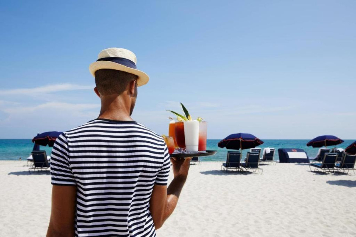 Cadillac Hotel & Beach Club