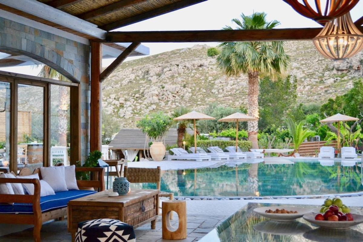 Caesars Gardens Hotel & Spa