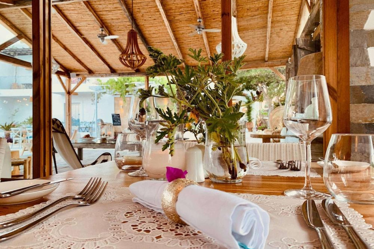 Caesars Gardens Hotel & Spa