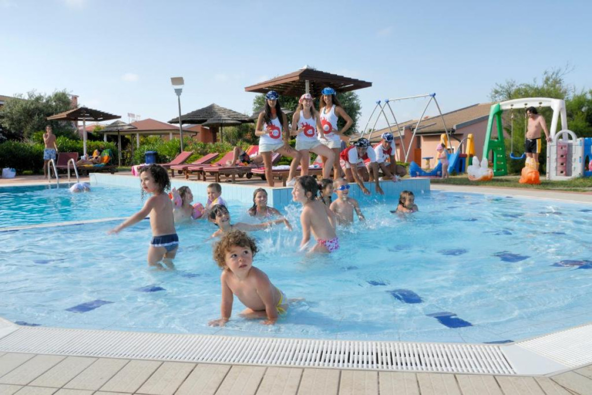 CALA ROSA CLUB HOTEL