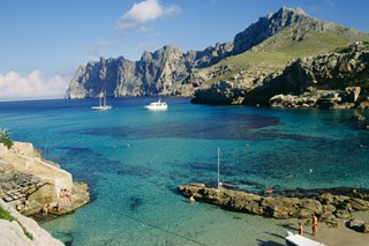 Cala Sant Vicenç