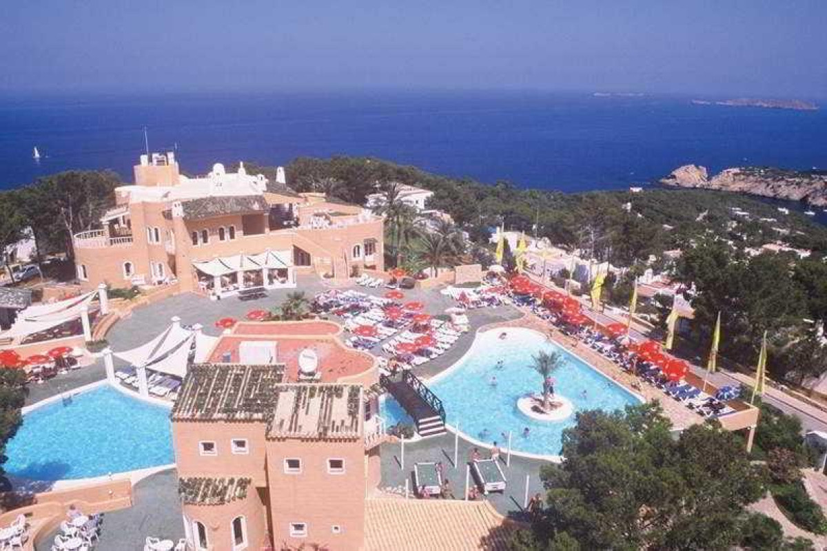 Cala Vadella Resort