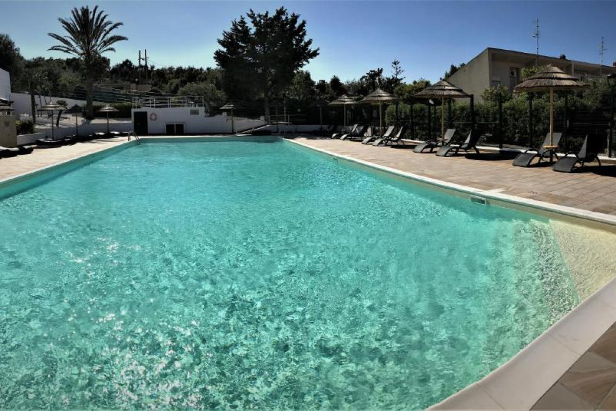 Calanica Resort