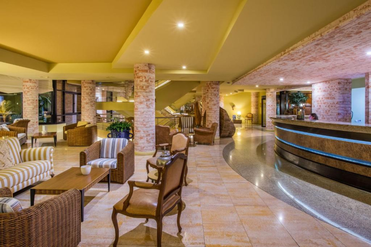 Hotel Calheta Beach