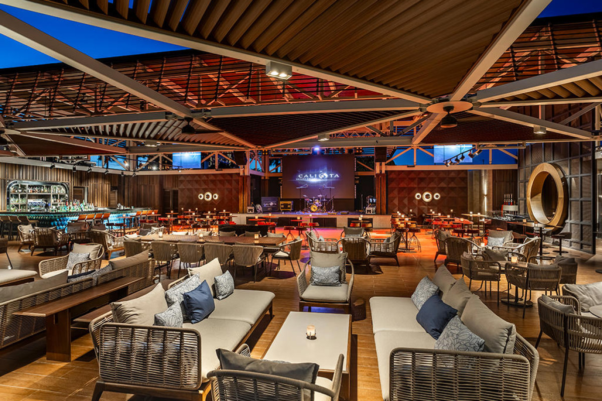 CALISTA LUXURY RESORT WINTER