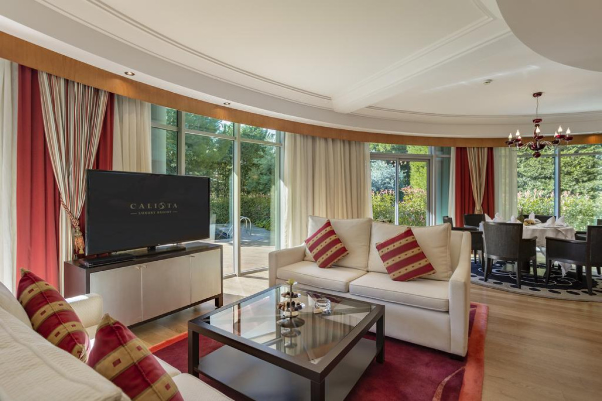 CALISTA LUXURY RESORT