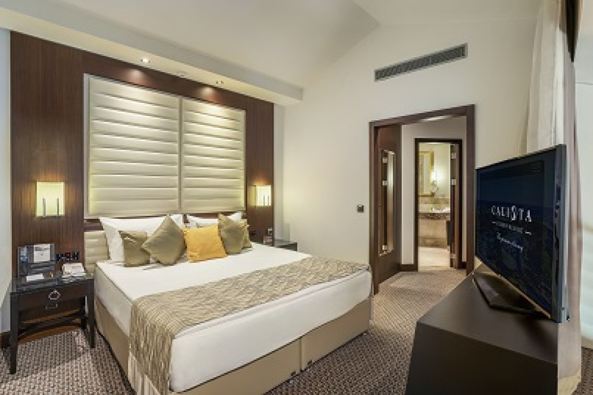CALISTA LUXURY RESORT
