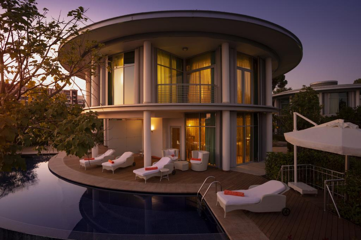 CALISTA LUXURY RESORT