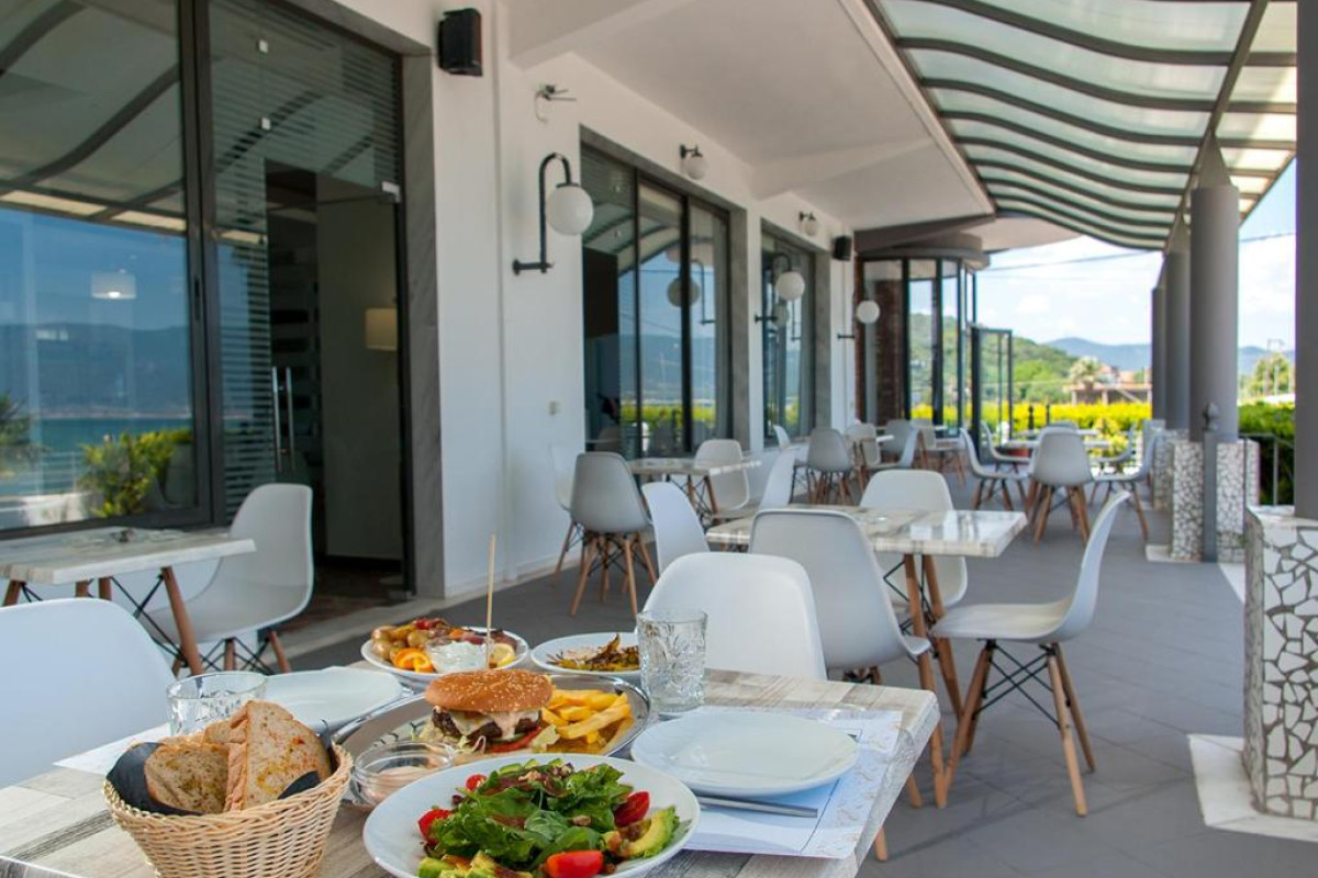 Calma Beach Hotel