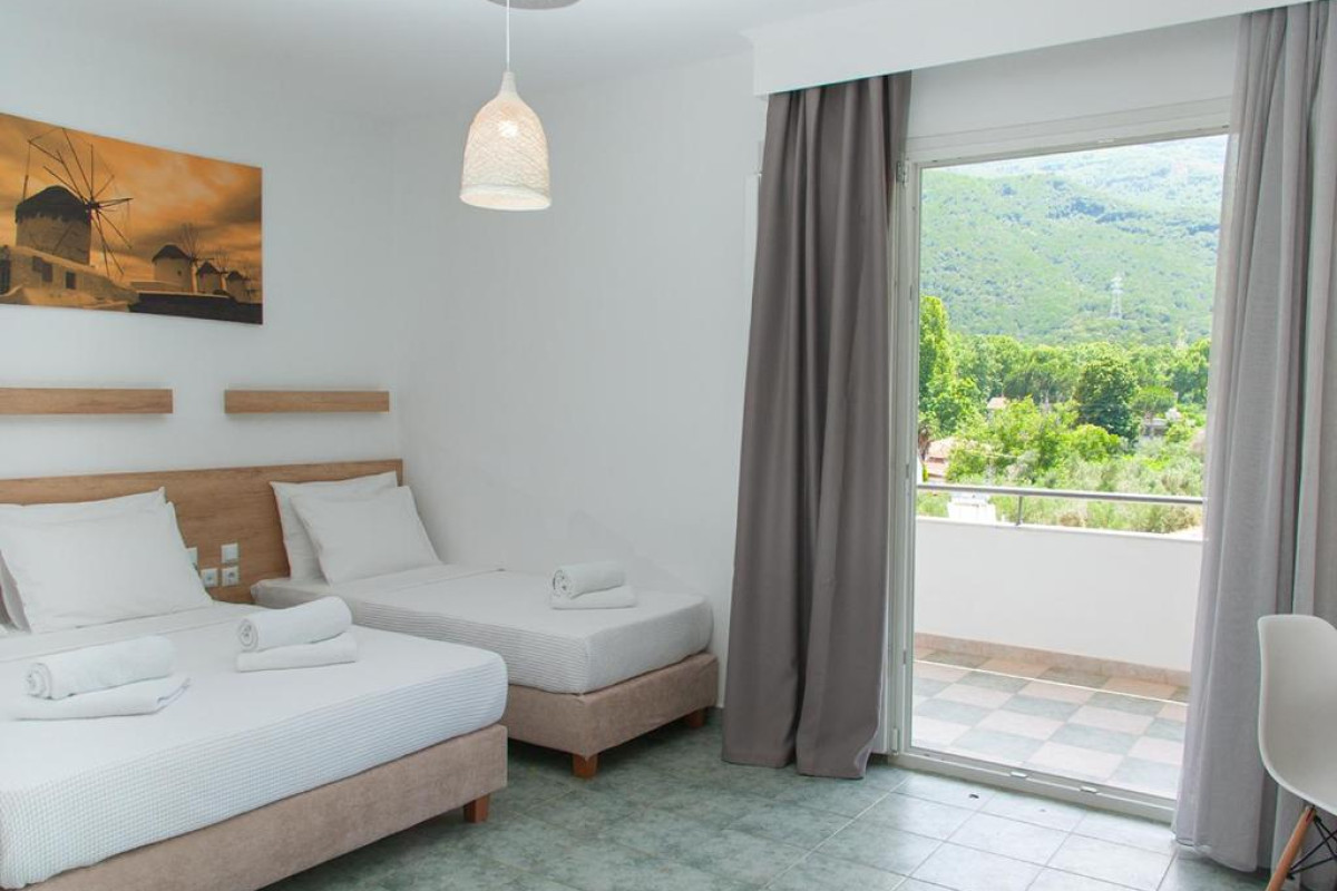 Calma Beach Hotel