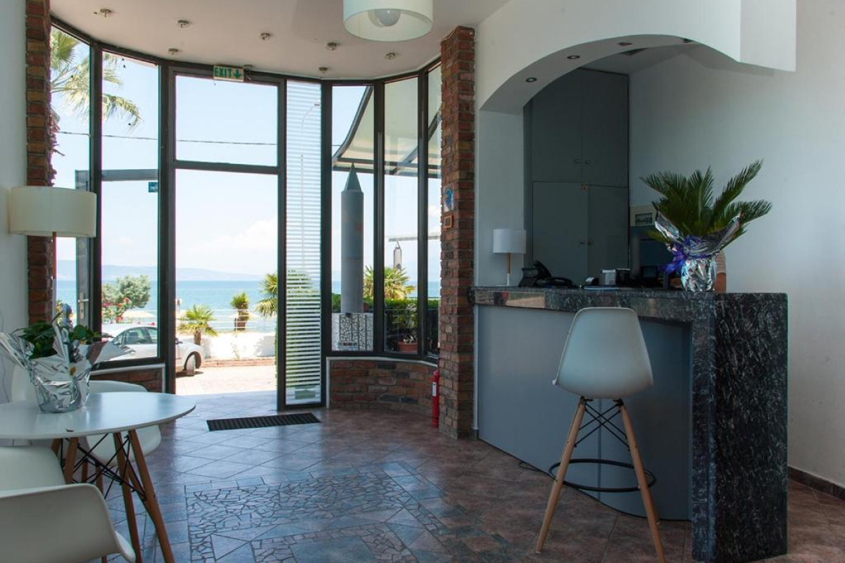 Calma Beach Hotel