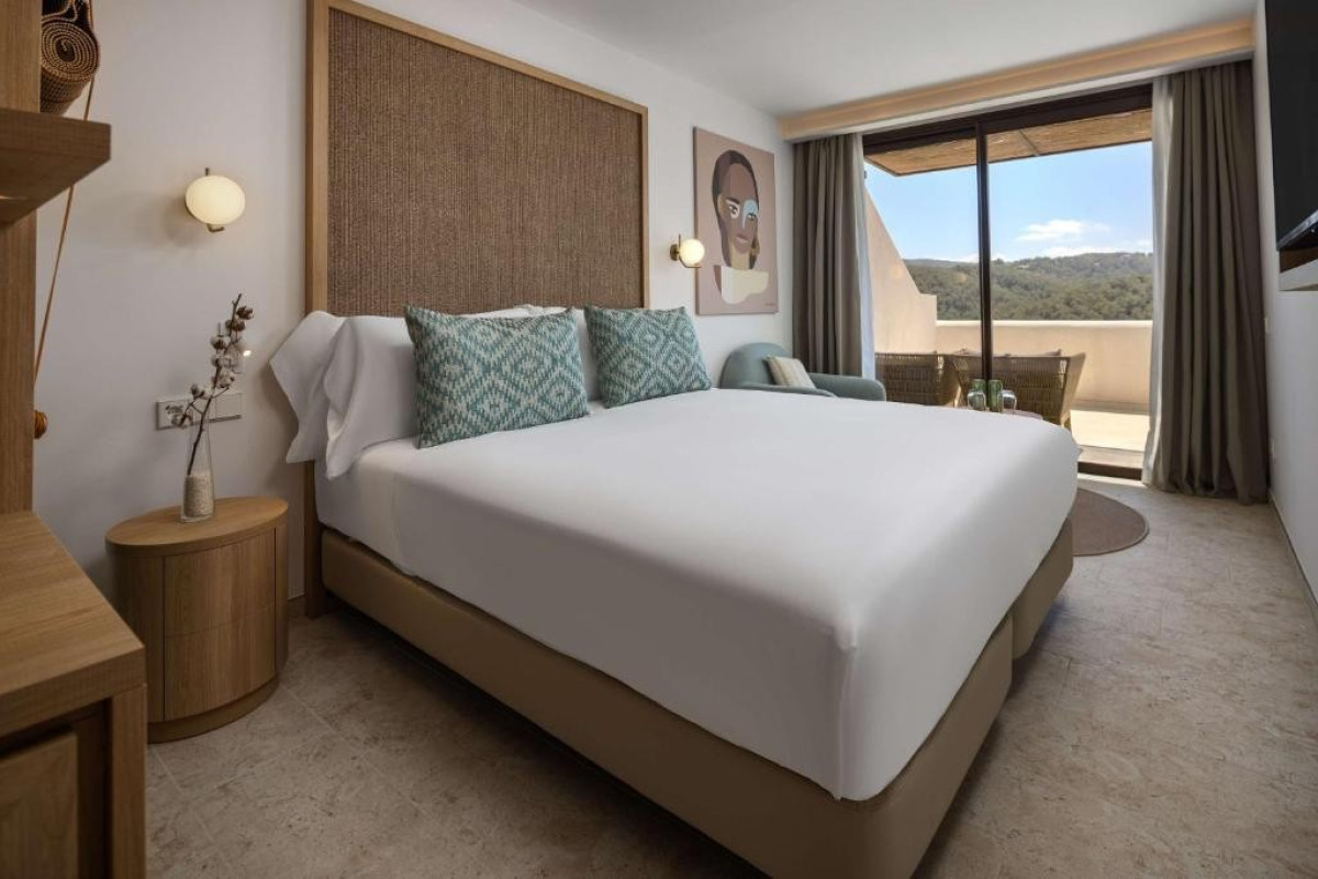 Cala San Miguel Hotel Ibiza, Curio Collection by Hilton