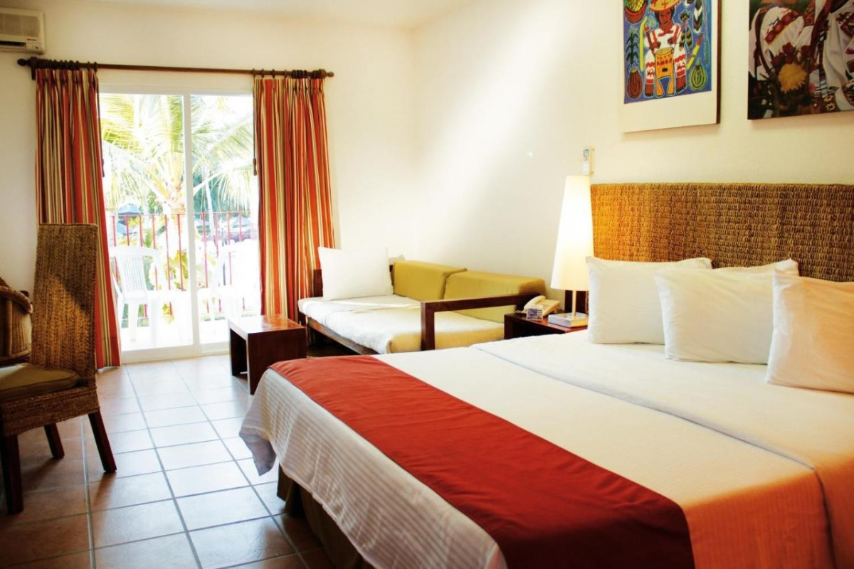 Royal Decameron Complex
