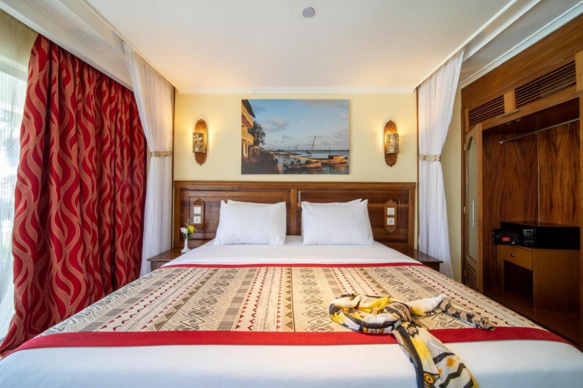 Prideinn Paradise Beach Resort