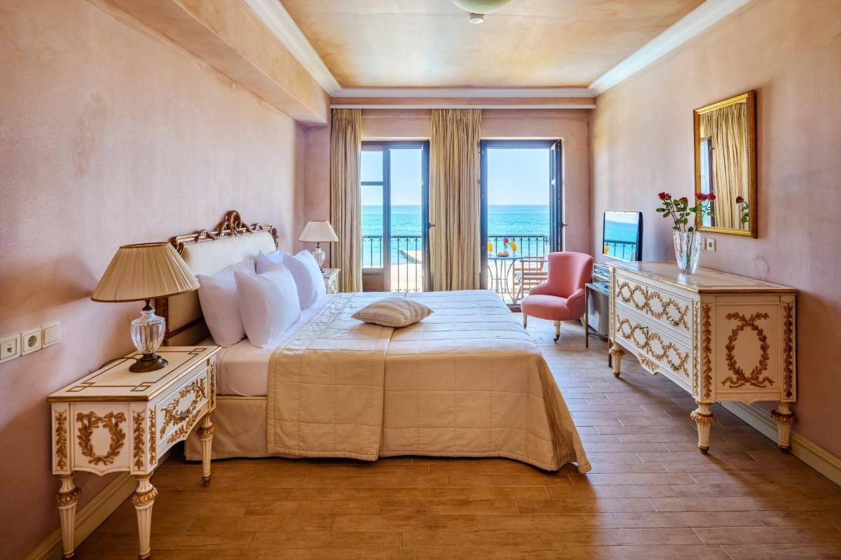 Aquila Rithymna Beach