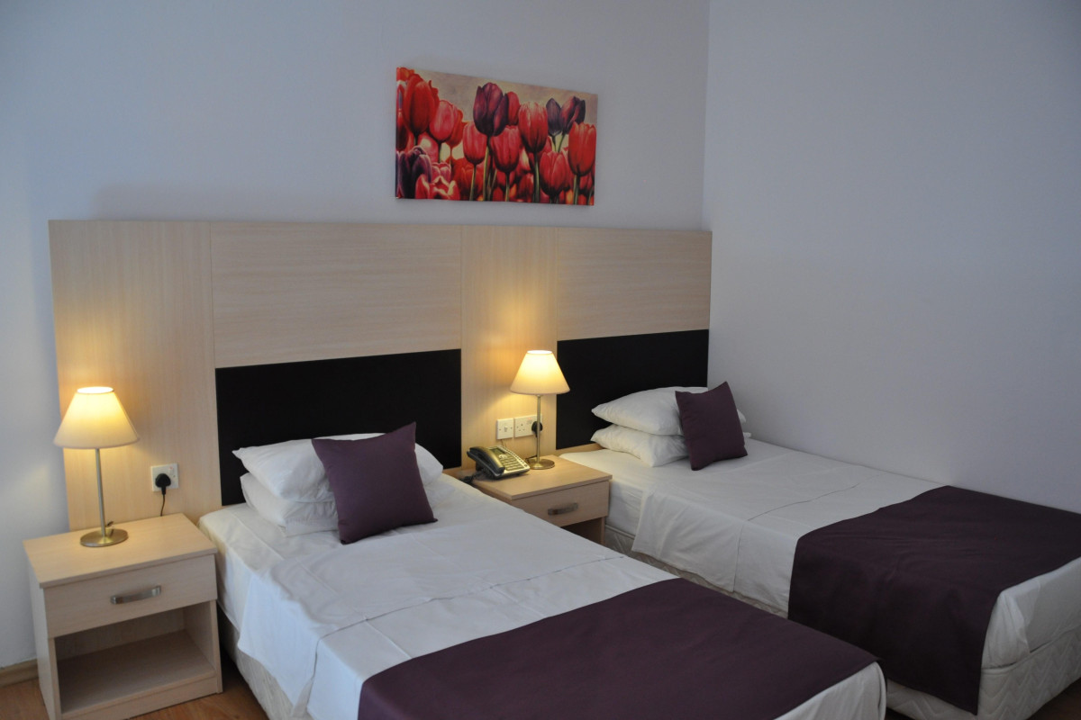 Manolya Hotel