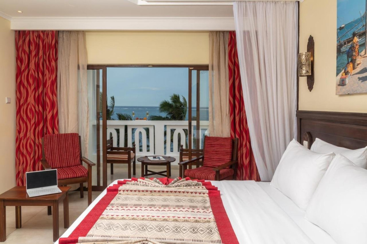 Prideinn Paradise Beach Resort