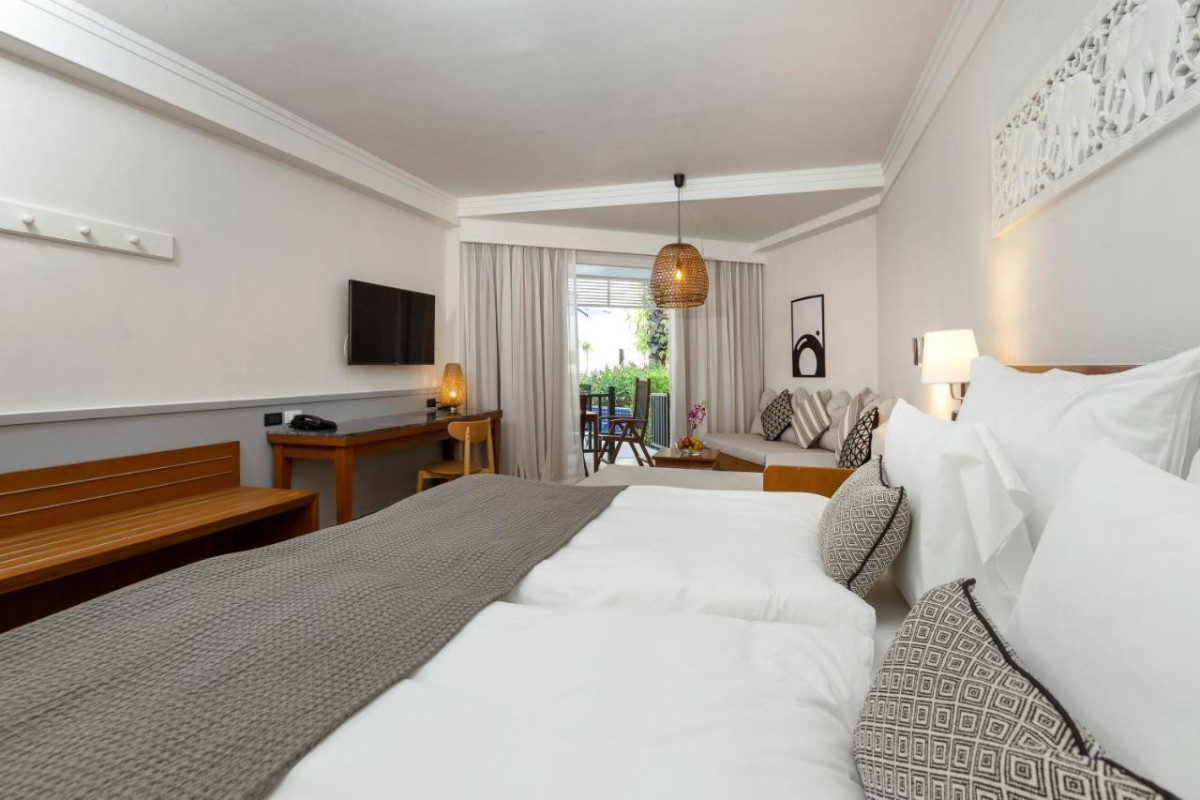 Sunwing Bangtao Beach
