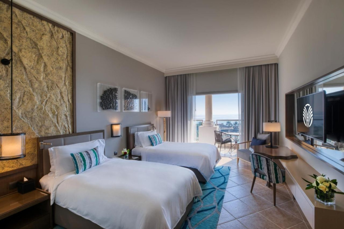 FUJAIRAH ROTANA RESORT & SPA.