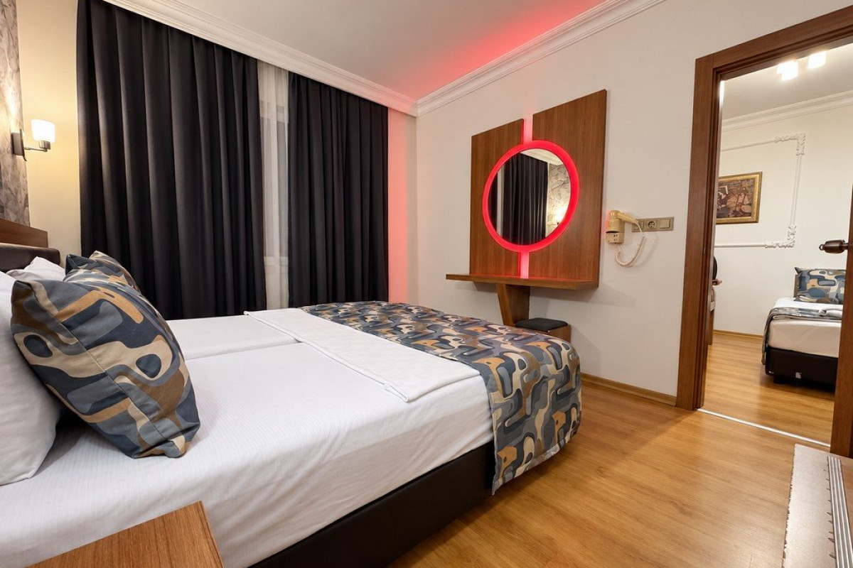 Sealine Suite