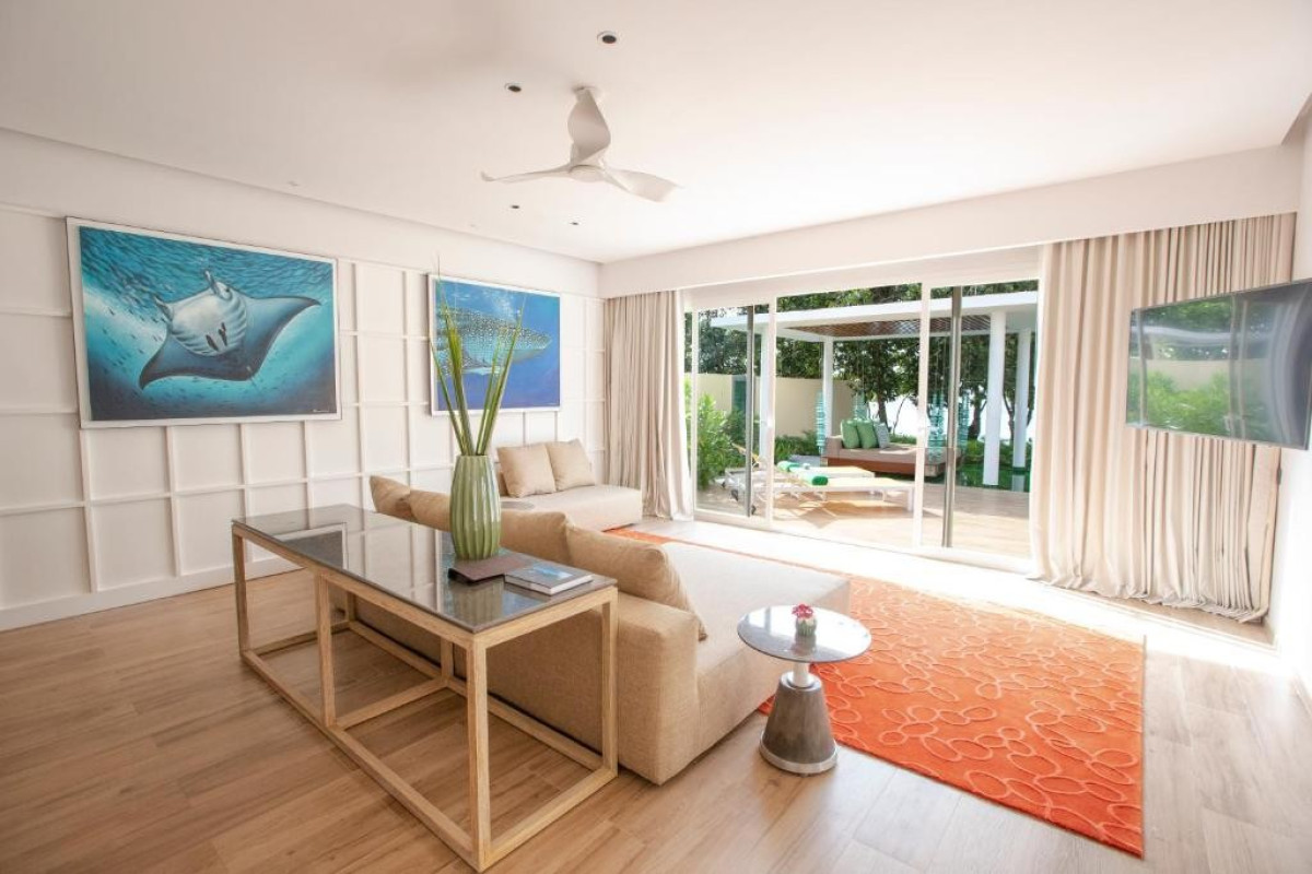 Emerald Maldives Resort And Spa