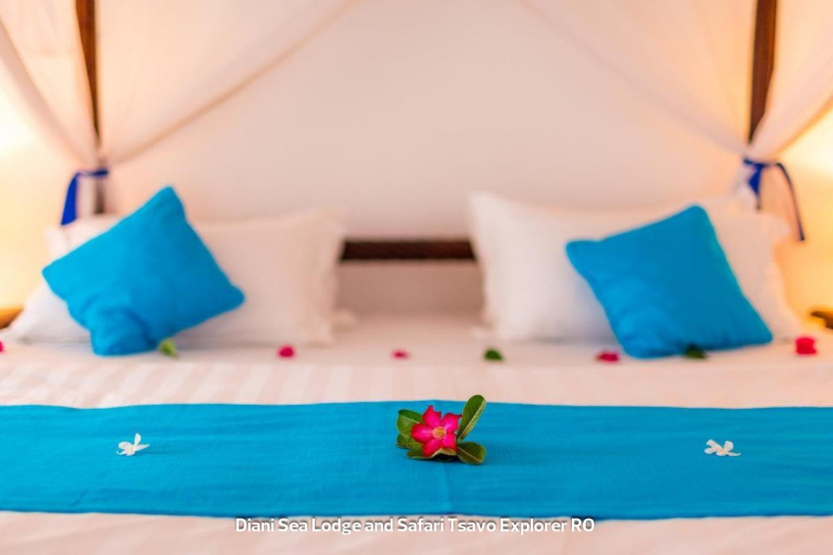 Diani Sea Lodge and Safari Tsavo Explorer RO