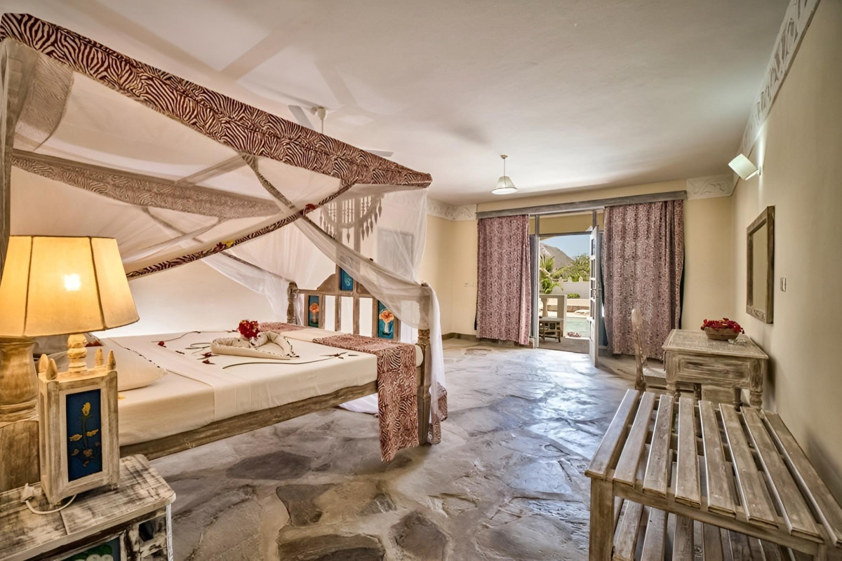 Jacaranda Beach Resort