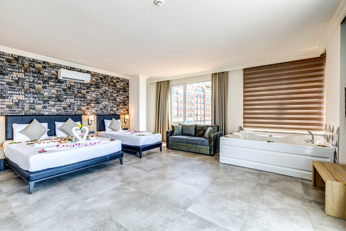 Grand Kolibri Prestige & Spa