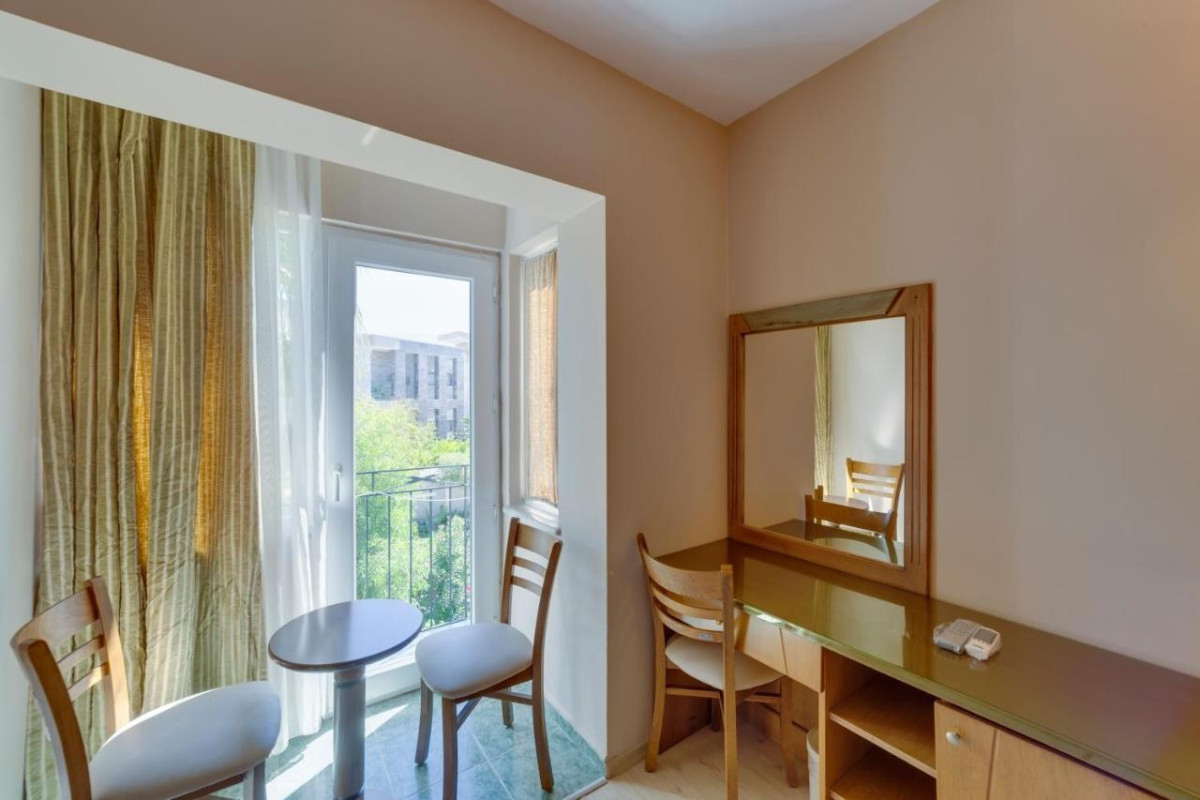 Smart Stay Beach Hotel