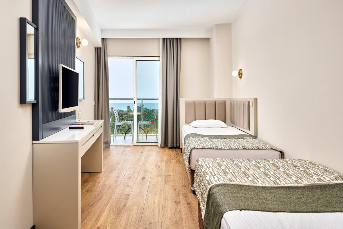 Seaden Sea World Resort