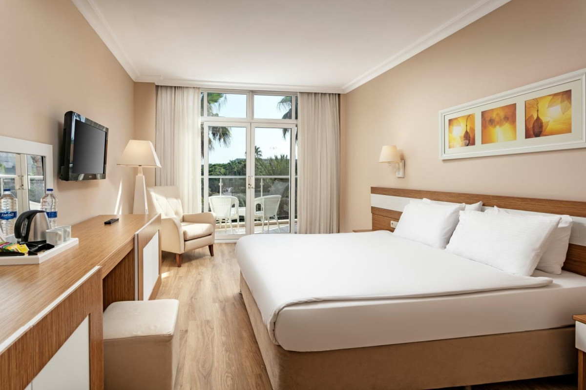 Dobedan World Palace Kemer