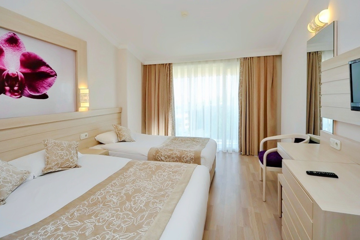 Seaden Corolla Hotel